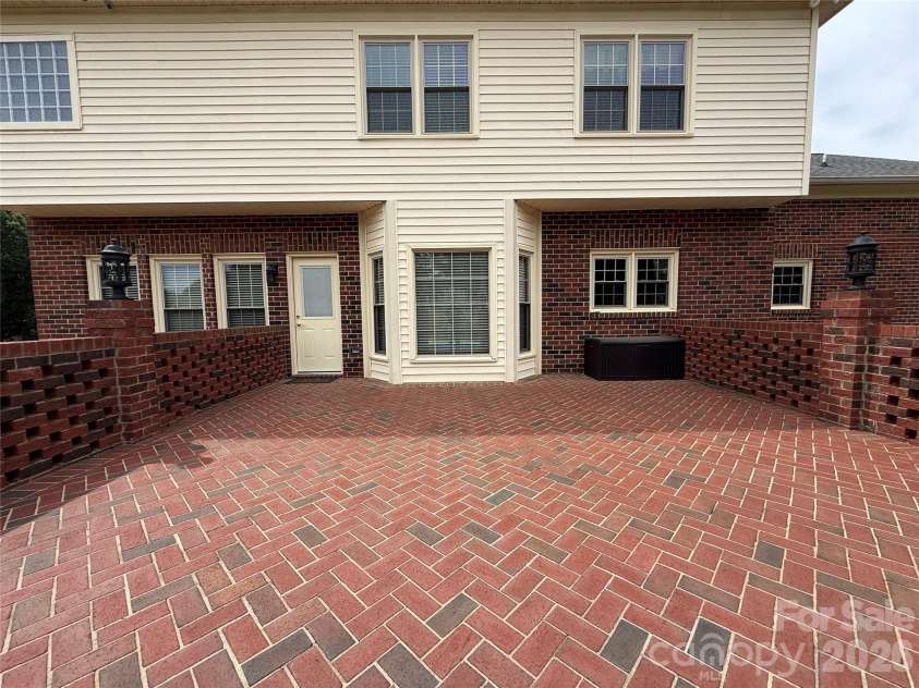 8219 Deer Drive, Harrisburg, NC 28075.  MLS# CAR4372897, YatesRealty ID 24458. HUGE Custom Built All BRICK Patio