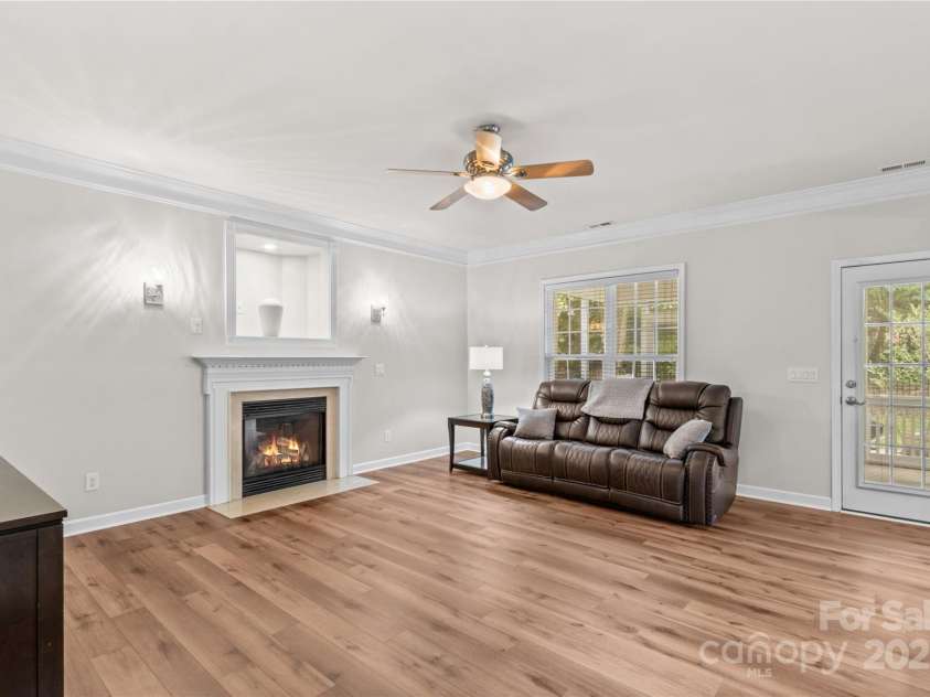 1011 Wadsworth Lane, Indian Trail, NC 28079.  MLS# CAR4273243, YatesRealty ID 24459. Family room