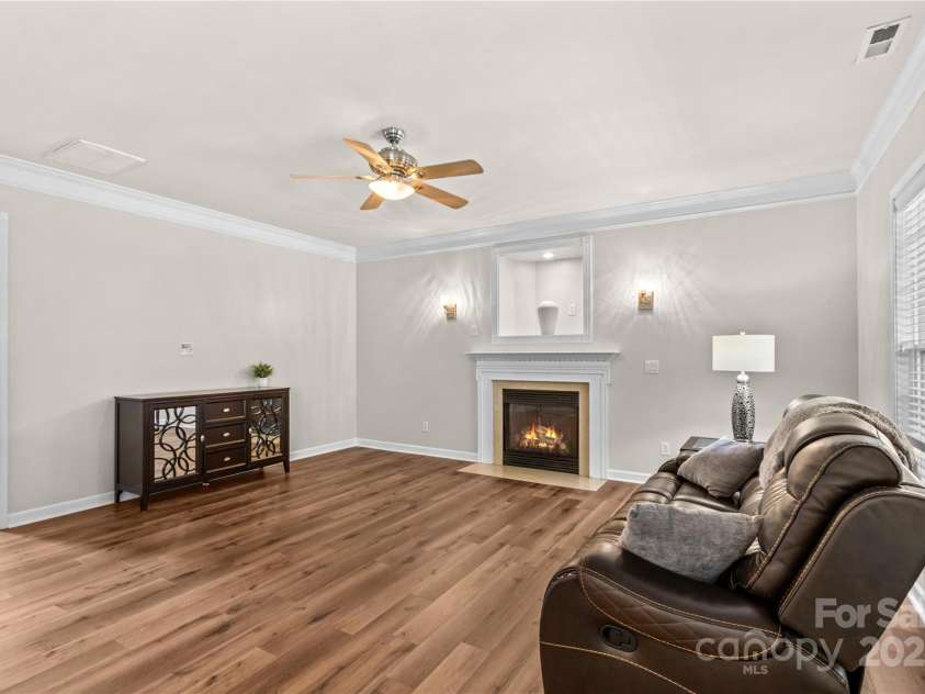 1011 Wadsworth Lane, Indian Trail, NC 28079.  MLS# CAR4273243, YatesRealty ID 24459. Family room