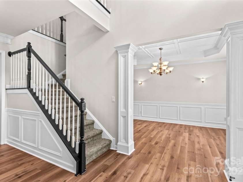1011 Wadsworth Lane, Indian Trail, NC 28079.  MLS# CAR4273243, YatesRealty ID 24459. Foyer looking into dining room