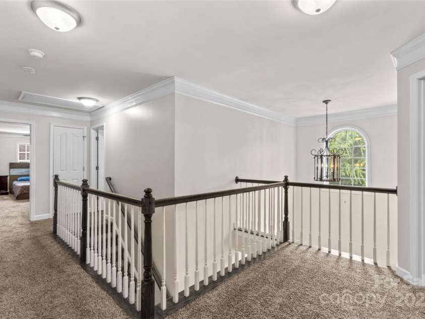 1011 Wadsworth Lane, Indian Trail, NC 28079.  MLS# CAR4273243, YatesRealty ID 24459. Upper landing