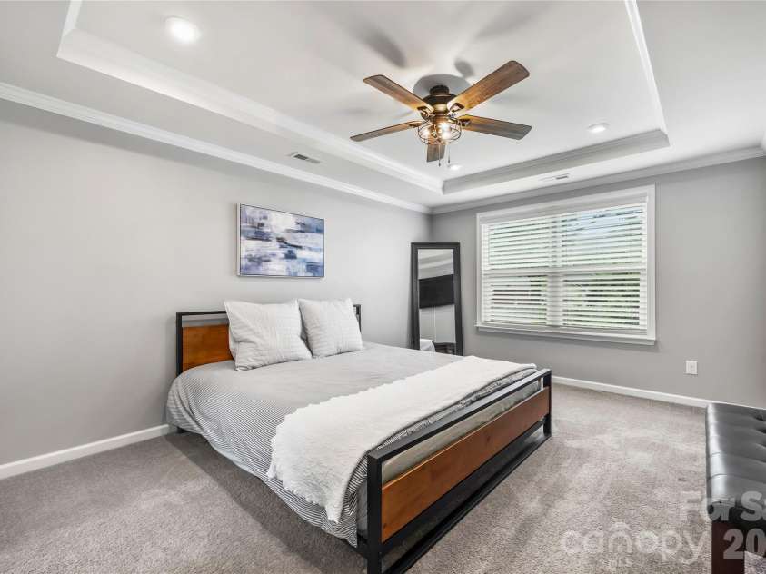1530 Starmount Cove Lane, Charlotte, NC 28210.  MLS# CAR4378010, YatesRealty ID 24459. 