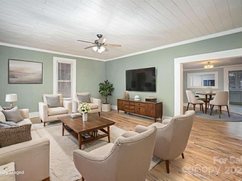 305 Gaston Street, Dallas, NC 28034.  MLS# CAR4327472, YatesRealty ID 2446. Virtually Staged