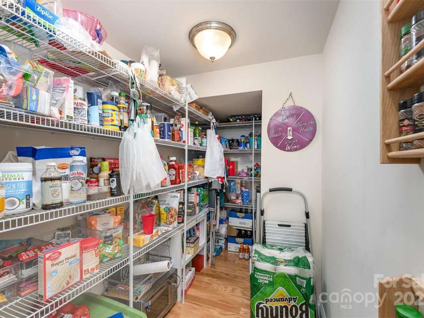 133 Glade Valley Avenue, Mooresville, NC 28117.  MLS# CAR4275294, YatesRealty ID 24460. HUGE pantry-5x9