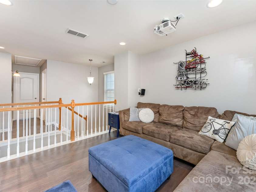 133 Glade Valley Avenue, Mooresville, NC 28117.  MLS# CAR4275294, YatesRealty ID 24460. Upstairs loft
