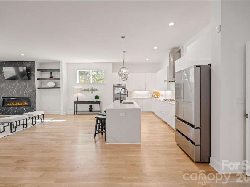 3008 Holt Street, Charlotte, NC 28205.  MLS# CAR4378833, YatesRealty ID 24460. 