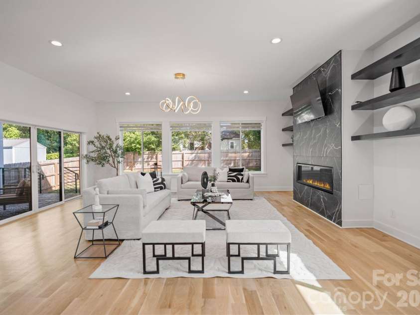 3008 Holt Street, Charlotte, NC 28205.  MLS# CAR4378833, YatesRealty ID 24460. 