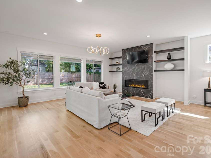 3008 Holt Street, Charlotte, NC 28205.  MLS# CAR4378833, YatesRealty ID 24460. 