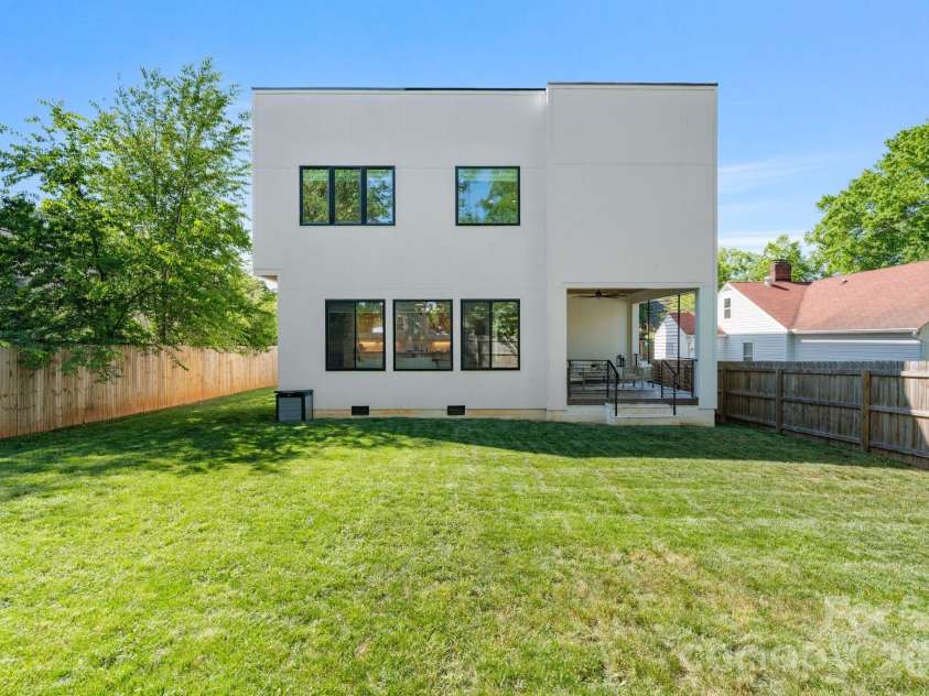 3008 Holt Street, Charlotte, NC 28205.  MLS# CAR4378833, YatesRealty ID 24460. 