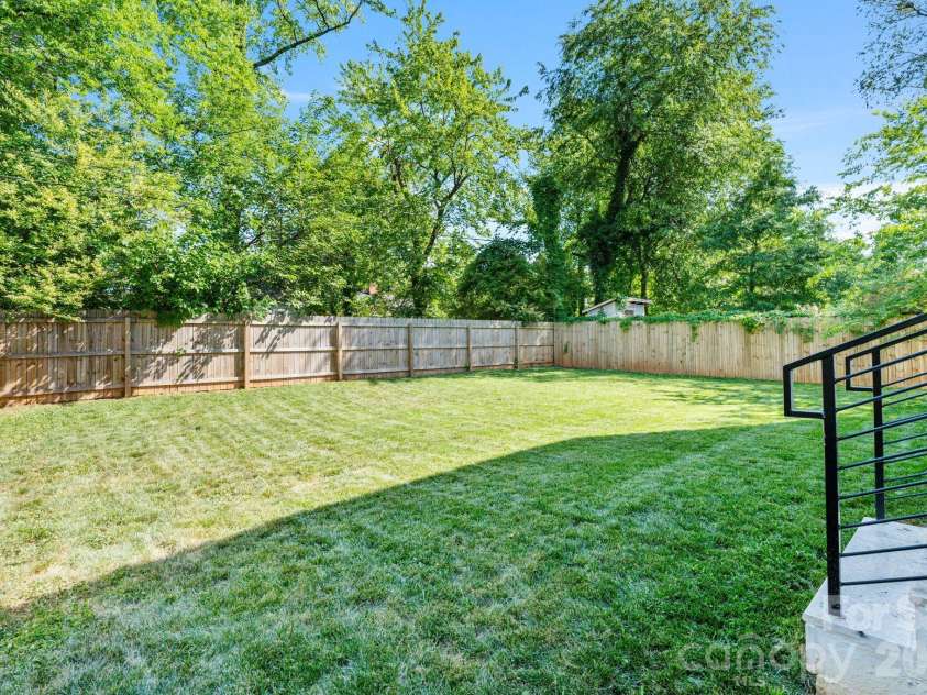 3008 Holt Street, Charlotte, NC 28205.  MLS# CAR4378833, YatesRealty ID 24460. 