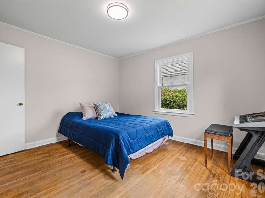 2242 Markham Court, Charlotte, NC 28205.  MLS# CAR4377565, YatesRealty ID 24461. 