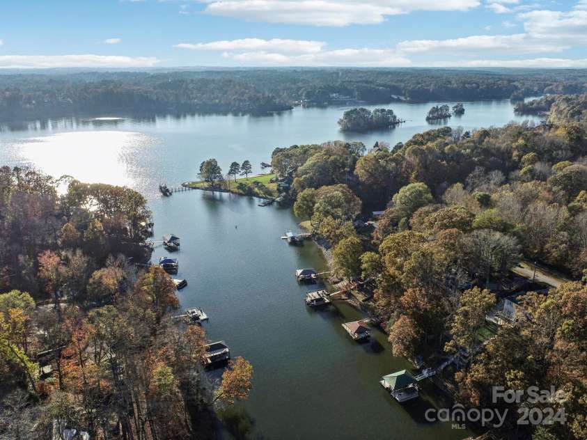 151 River Ridge Lane, Statesville, NC 28677.  MLS# CAR4177532, YatesRealty ID 24462. 