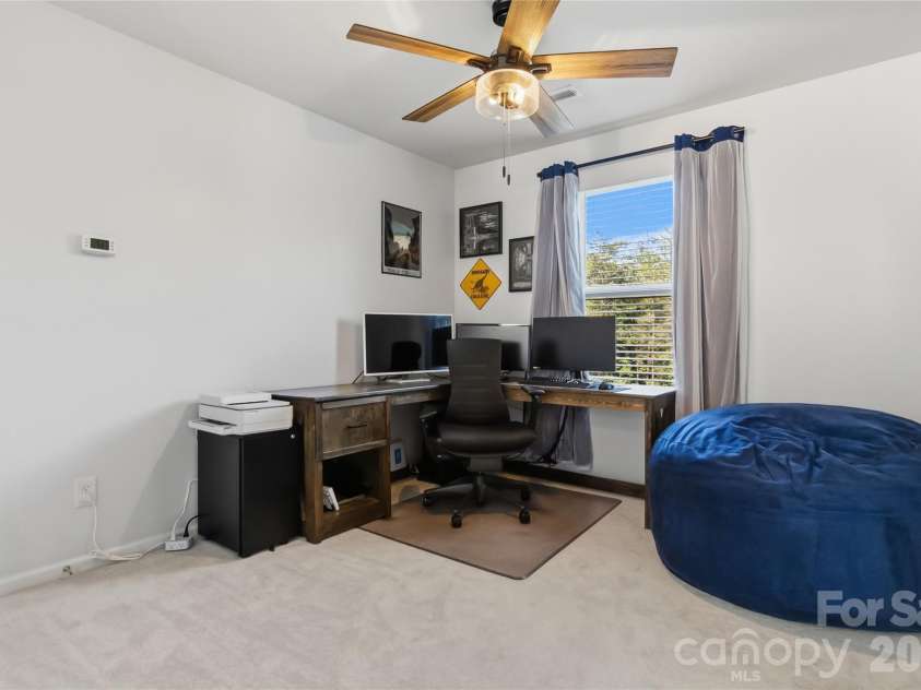 2220 Pinnacle View Drive, Kings Mountain, NC 28086.  MLS# CAR4378422, YatesRealty ID 24462. 