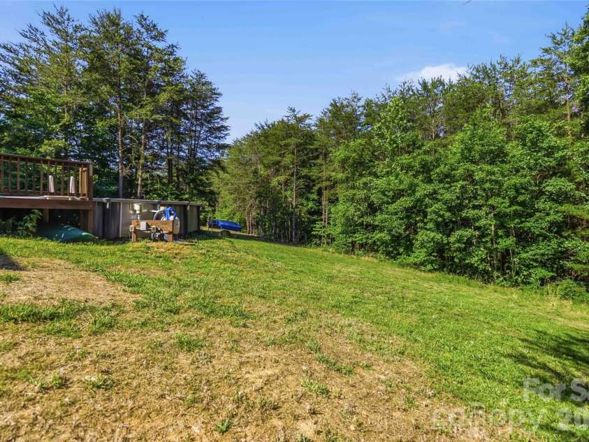 2220 Pinnacle View Drive, Kings Mountain, NC 28086.  MLS# CAR4378422, YatesRealty ID 24462. 