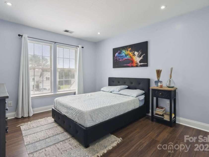 9954 Mitchell Glen Drive, Charlotte, NC 28277.  MLS# CAR4273008, YatesRealty ID 24463. 