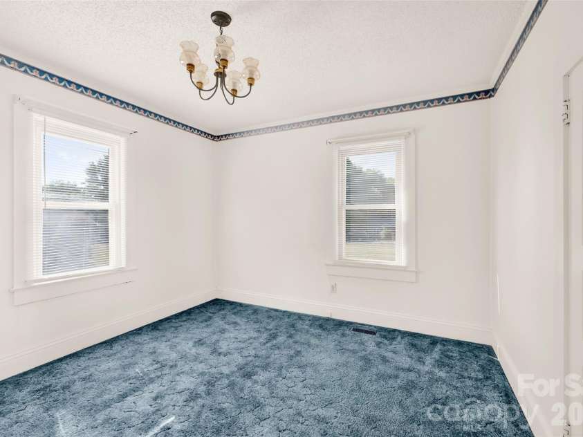 320 Cook Street, Mooresville, NC 28115.  MLS# CAR4382222, YatesRealty ID 24464. 