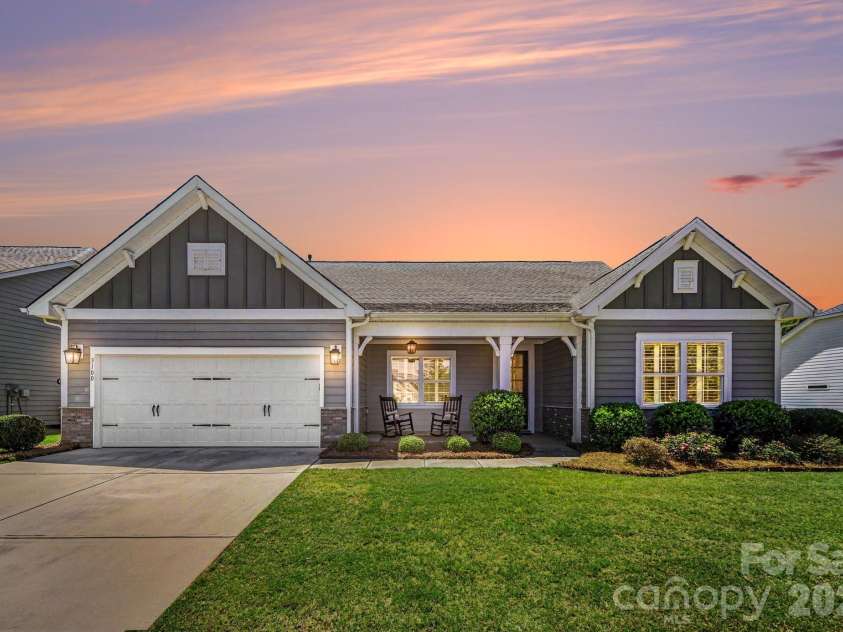 3100 Winged Teal Court, Belmont, NC 28012.  MLS# CAR4380600, YatesRealty ID 24466. 