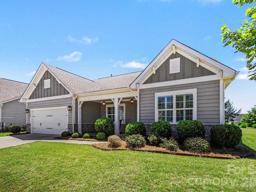 3100 Winged Teal Court, Belmont, NC 28012.  MLS# CAR4380600, YatesRealty ID 24466. 