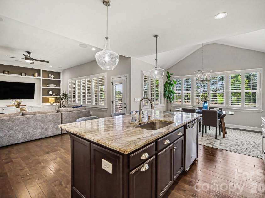 3100 Winged Teal Court, Belmont, NC 28012.  MLS# CAR4380600, YatesRealty ID 24466. 