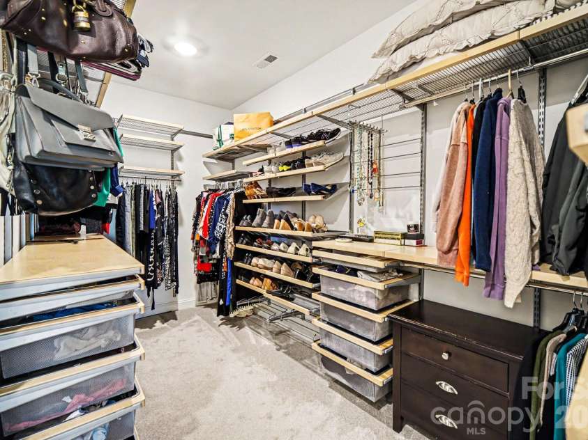 3100 Winged Teal Court, Belmont, NC 28012.  MLS# CAR4380600, YatesRealty ID 24466. Oversized walk in closet