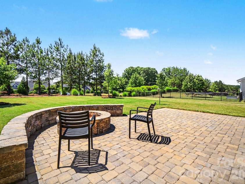 3100 Winged Teal Court, Belmont, NC 28012.  MLS# CAR4380600, YatesRealty ID 24466. Powder Room