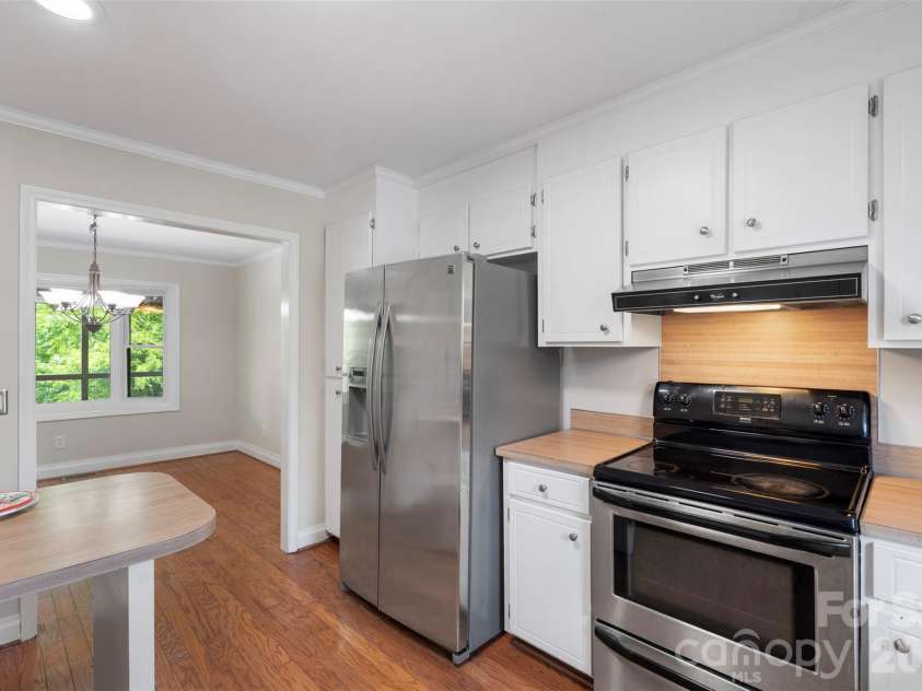 1152 Crestmont Drive, Concord, NC 28025.  MLS# CAR4384071, YatesRealty ID 24468. 