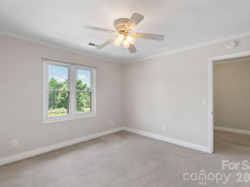 1152 Crestmont Drive, Concord, NC 28025.  MLS# CAR4384071, YatesRealty ID 24468. 