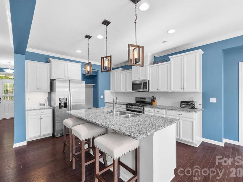 15234 Red Canoe Way, Charlotte, NC 28278.  MLS# CAR4310224, YatesRealty ID 2447. 