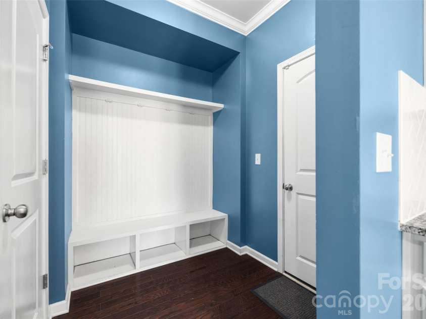 15234 Red Canoe Way, Charlotte, NC 28278.  MLS# CAR4310224, YatesRealty ID 2447. 