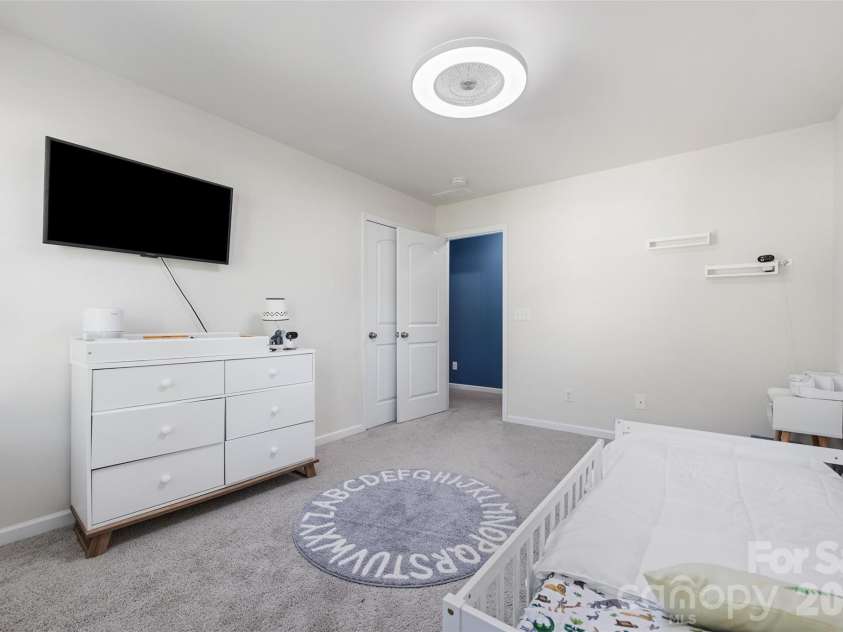 15234 Red Canoe Way, Charlotte, NC 28278.  MLS# CAR4310224, YatesRealty ID 2447. 