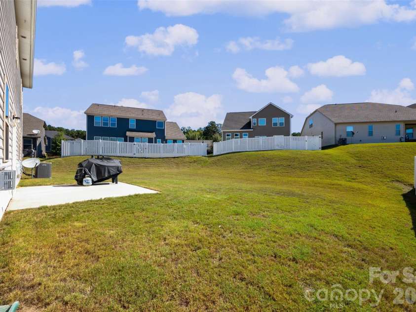 15234 Red Canoe Way, Charlotte, NC 28278.  MLS# CAR4310224, YatesRealty ID 2447. 