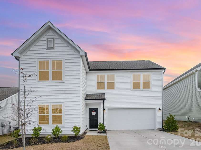3048 Pinehills Way, Mount Holly, NC 28120.  MLS# CAR4322547, YatesRealty ID 2447. 