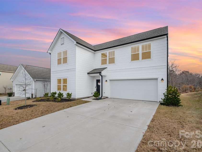 3048 Pinehills Way, Mount Holly, NC 28120.  MLS# CAR4322547, YatesRealty ID 2447. 