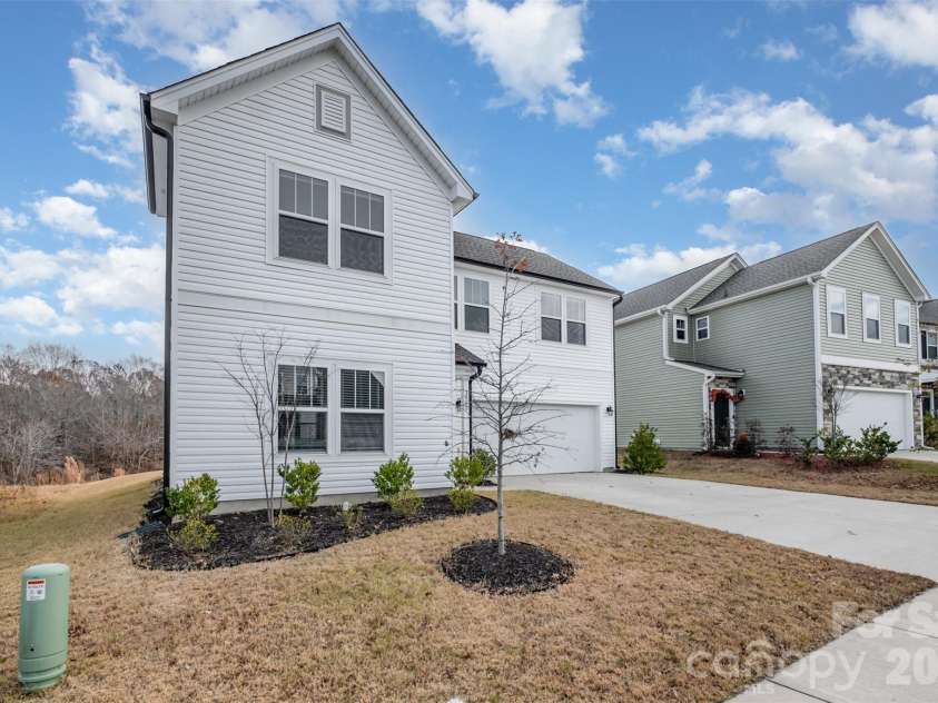 3048 Pinehills Way, Mount Holly, NC 28120.  MLS# CAR4322547, YatesRealty ID 2447. 