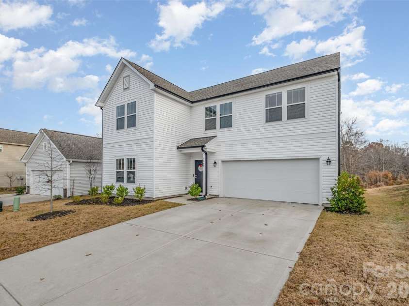 3048 Pinehills Way, Mount Holly, NC 28120.  MLS# CAR4322547, YatesRealty ID 2447. 