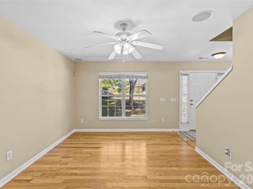 8119 Poplar Grove Circle, Waxhaw, NC 28173.  MLS# CAR4383969, YatesRealty ID 24470. 