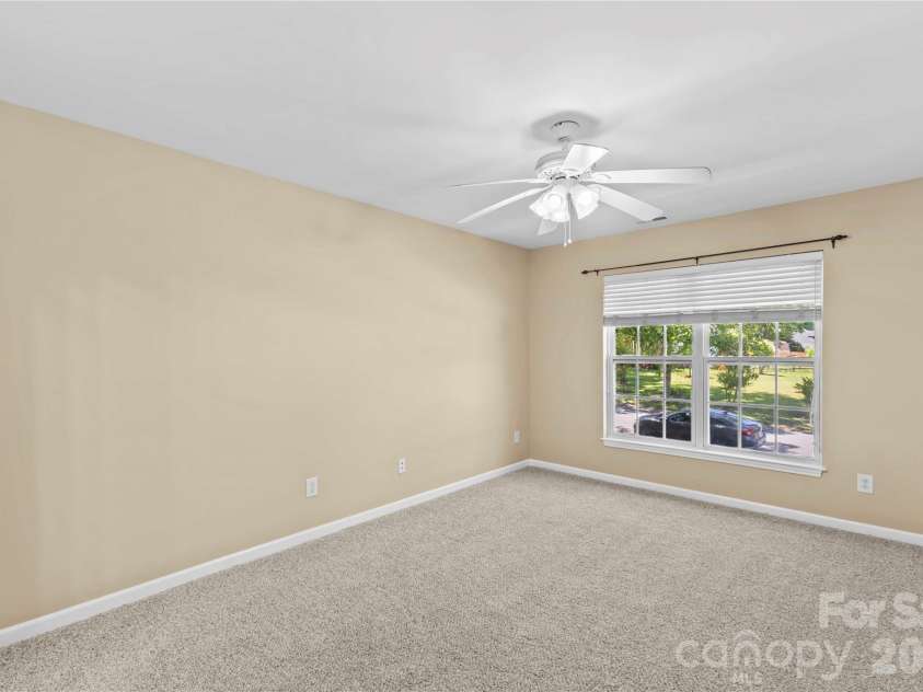 8119 Poplar Grove Circle, Waxhaw, NC 28173.  MLS# CAR4383969, YatesRealty ID 24470. 