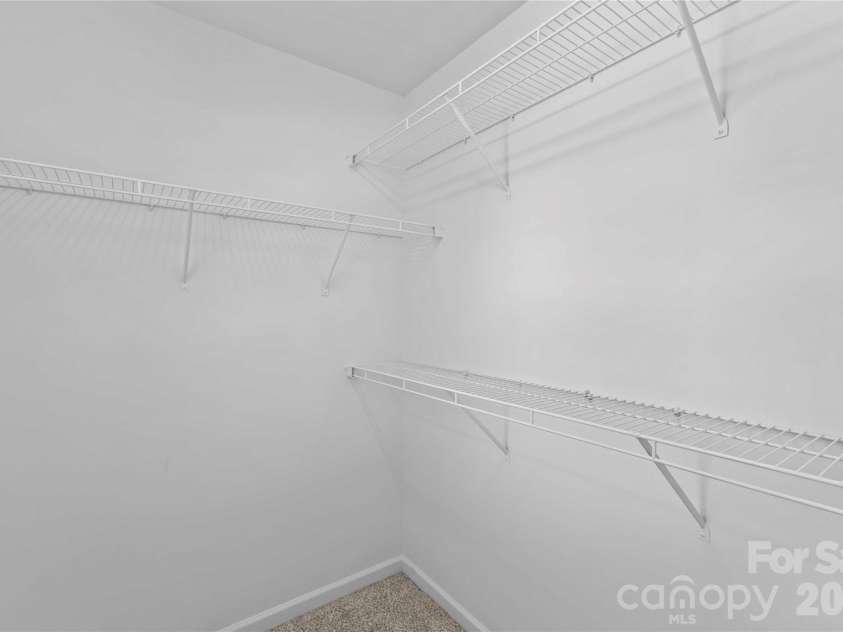 8119 Poplar Grove Circle, Waxhaw, NC 28173.  MLS# CAR4383969, YatesRealty ID 24470. 