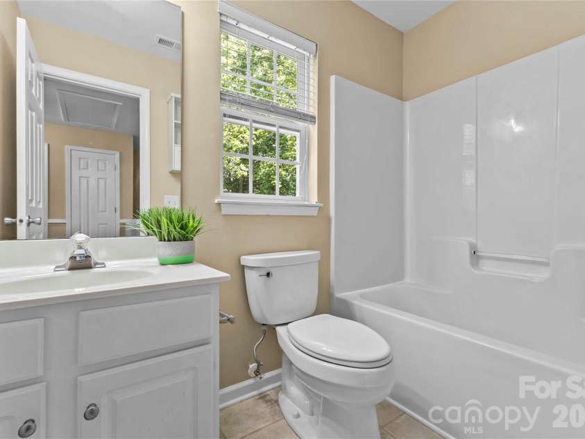 8119 Poplar Grove Circle, Waxhaw, NC 28173.  MLS# CAR4383969, YatesRealty ID 24470. 
