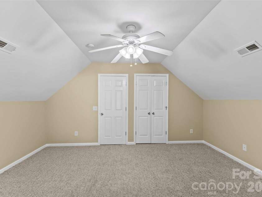 8119 Poplar Grove Circle, Waxhaw, NC 28173.  MLS# CAR4383969, YatesRealty ID 24470. 