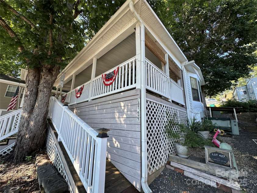 120 Clubhouse Drive Extension, New London, NC 28127.  MLS# CAR4277210, YatesRealty ID 24471. 