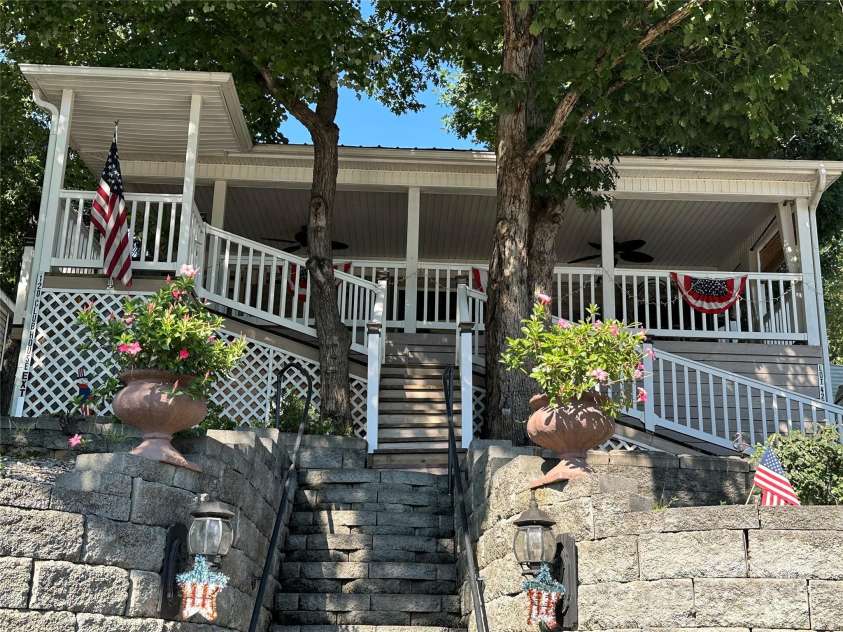 120 Clubhouse Drive Extension, New London, NC 28127.  MLS# CAR4277210, YatesRealty ID 24471. 