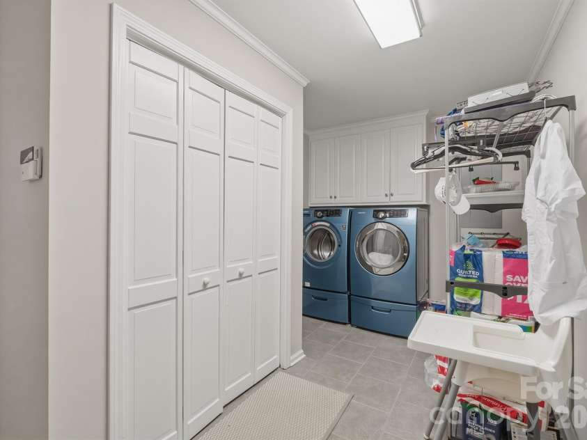 209 Frontier Circle, China Grove, NC 28023.  MLS# CAR4330628, YatesRealty ID 24471. Laundry/Mud Room