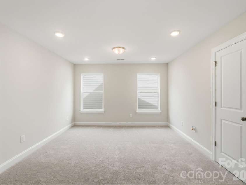 13123 Foxberry Road, Charlotte, NC 28213.  MLS# CAR4373503, YatesRealty ID 24472. 