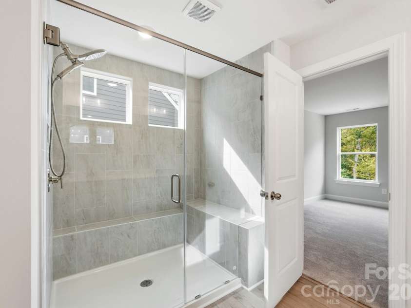 13123 Foxberry Road, Charlotte, NC 28213.  MLS# CAR4373503, YatesRealty ID 24472. Primary Bathroom