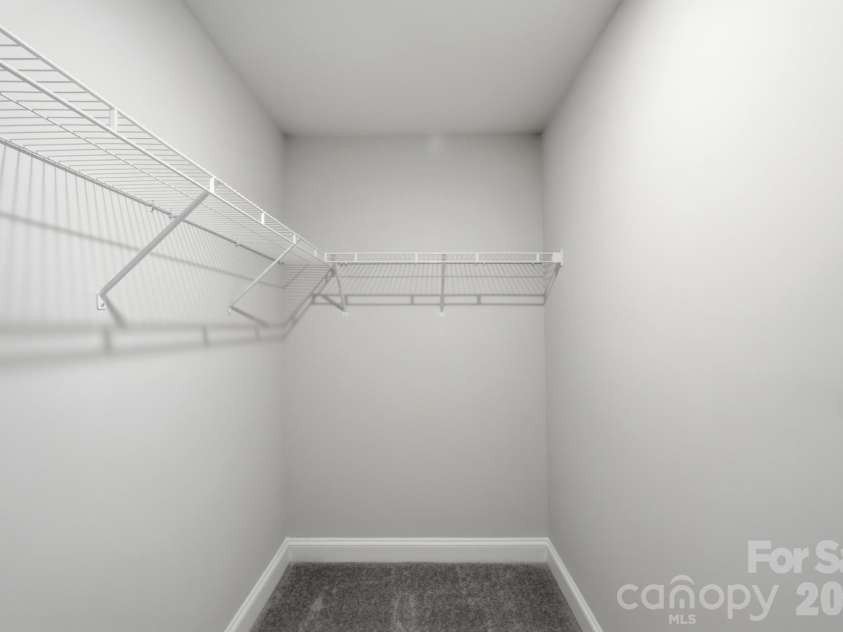 13123 Foxberry Road, Charlotte, NC 28213.  MLS# CAR4373503, YatesRealty ID 24472. Walk in Closet