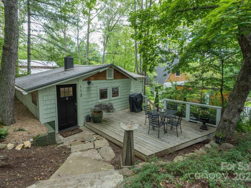 112 Byrd Road, Black Mountain, NC 28711.  MLS# CAR4277663, YatesRealty ID 24473. 