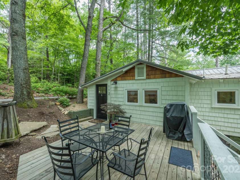 112 Byrd Road, Black Mountain, NC 28711.  MLS# CAR4277663, YatesRealty ID 24473. 