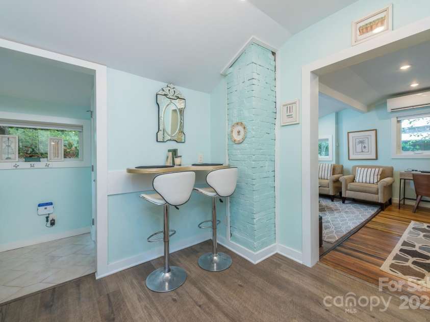 112 Byrd Road, Black Mountain, NC 28711.  MLS# CAR4277663, YatesRealty ID 24473. 