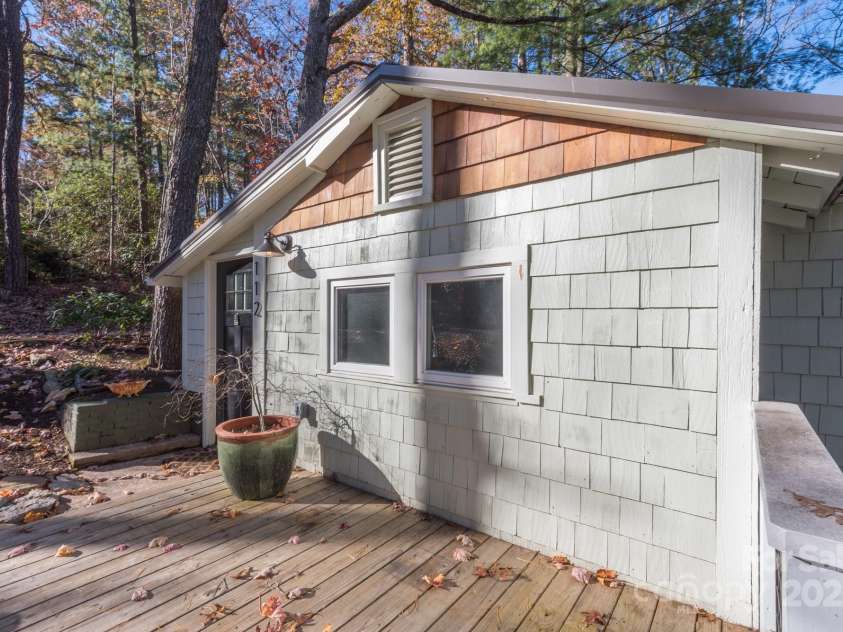 112 Byrd Road, Black Mountain, NC 28711.  MLS# CAR4277663, YatesRealty ID 24473. 